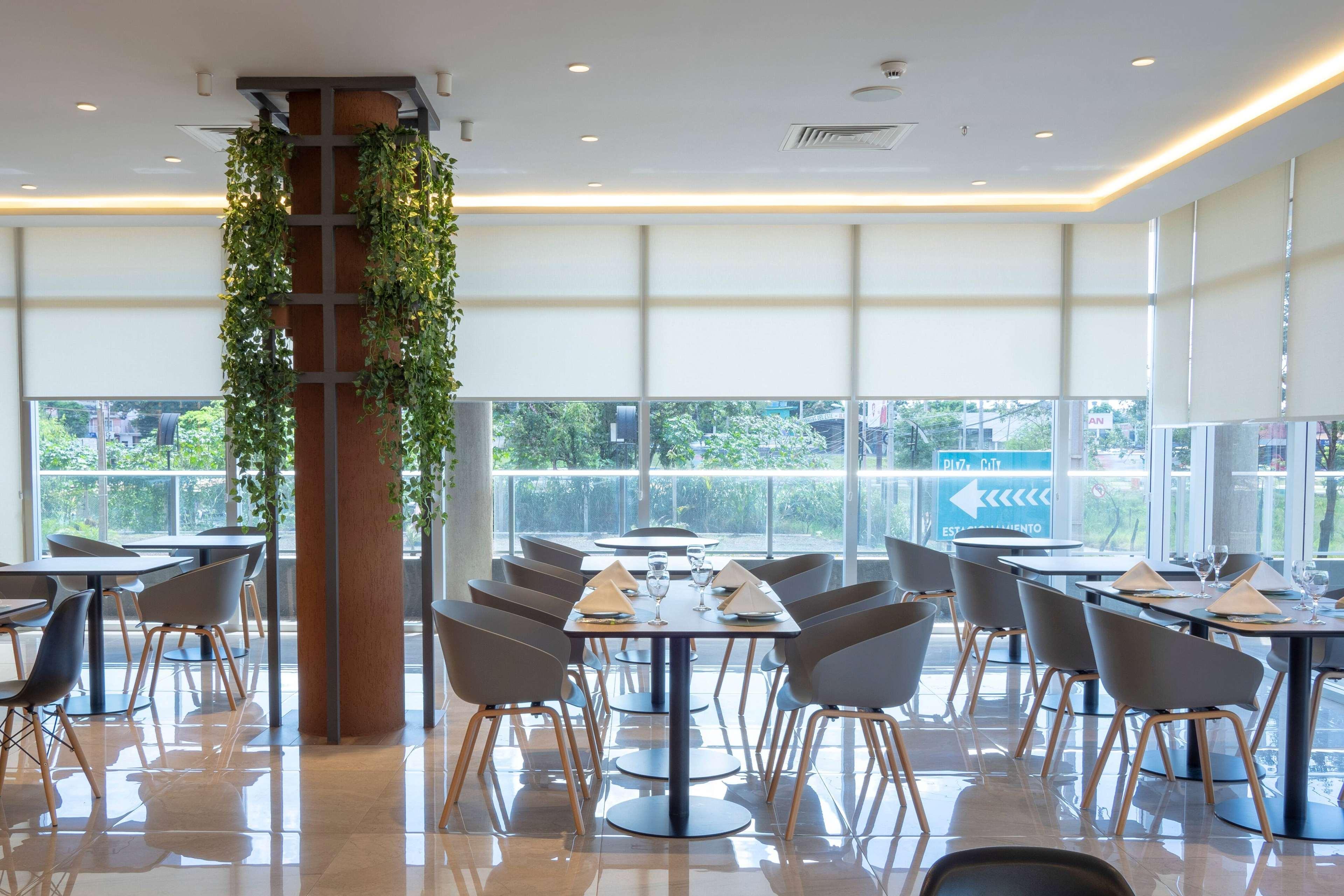 Dazzler By Wyndham Ciudad Del Este Ngoại thất bức ảnh